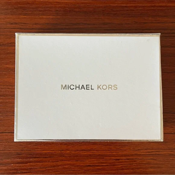 Michael Kors NWT Mini Bag Charm 32H5SKCK4M Clear SilverCrystal Hardware - Picture 4 of 4